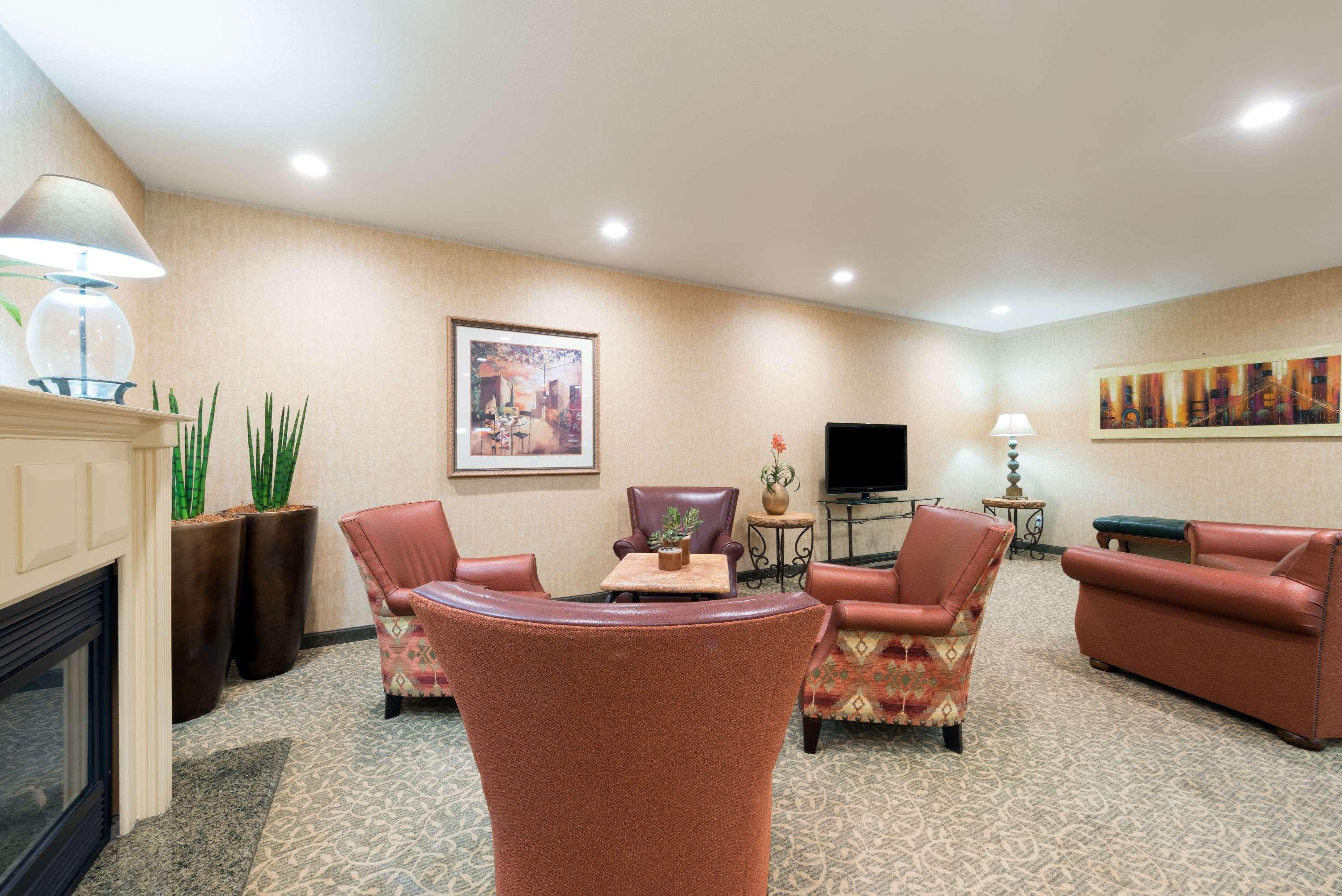 Comfort Inn & Suites Gatesville Near Fort Cavazos Esterno foto